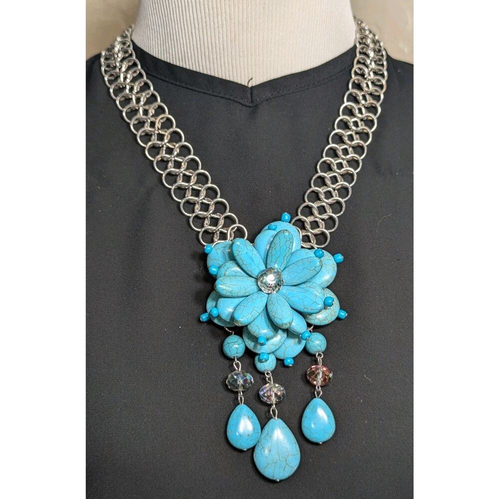 Large Flower Statement Faux Turquoise Chunky Silver Tone Necklace Rhinestone
